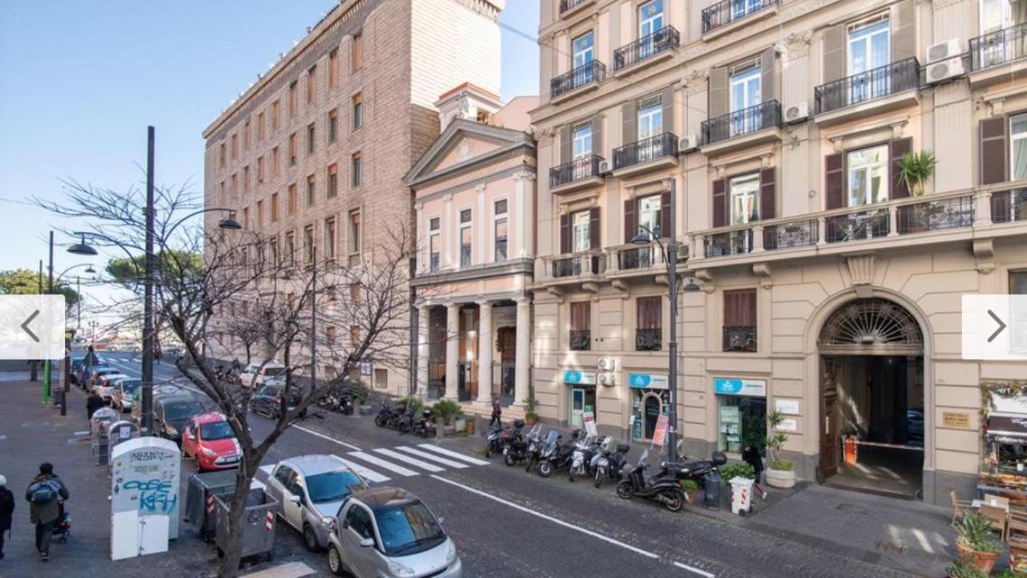 Faleron Santa Lucia Napoli Bagian luar foto